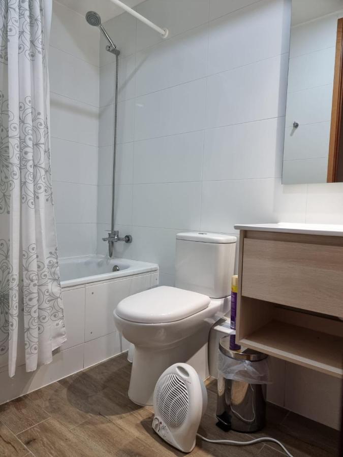 Departamento Familiar O Empresas Con Factura Disponible